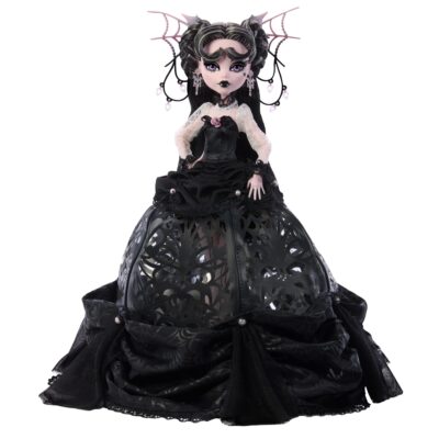 Monster High Draculaura Vampire Heart Doll, SOLD OUT