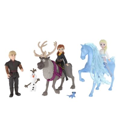 Disney Frozen Fashions & Friends Set With 3 Dolls, 4 Friend Figures And 4 Fashions