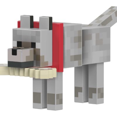 Minecraft Diamond Wolf Action Figure With Accessories, 5.5-inch Toy Collectible