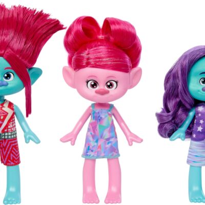 Dreamworks Trolls Band Together Trendsettin’ Trio Fashion Dolls With Queen Poppy, Spruce Bruce & Floyd